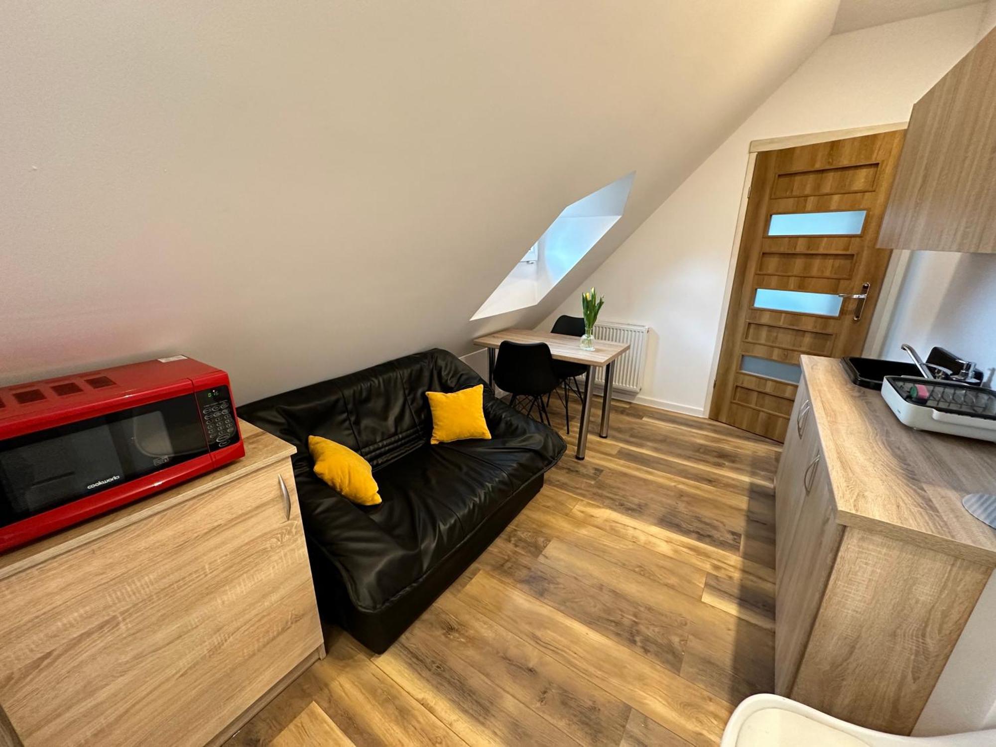 Pozytywny Apartament Przy Rynku For 2 Рачибож Екстериор снимка
